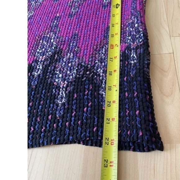 Vtg 90s Tank Top Shirt Crinkle Pleated Purple Black Paisley Textured - Picture 9 of 9